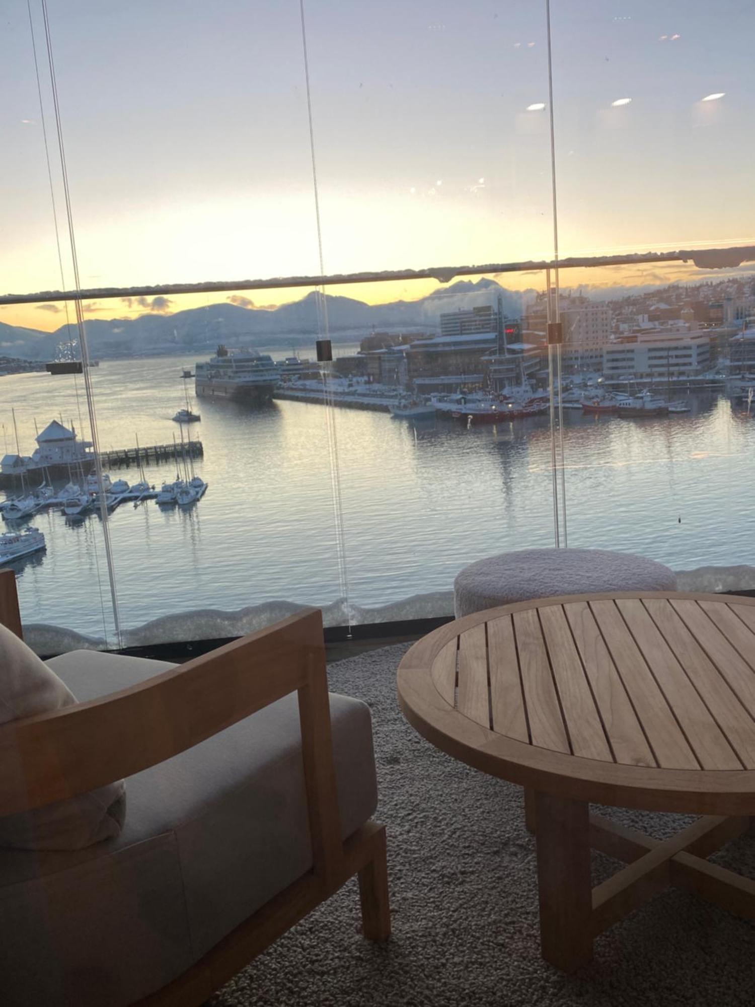 Vindlys Luxury Penthouse Apartment Tromso Exterior photo